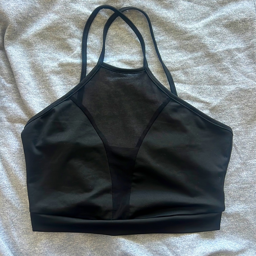 Black cropped going out top - Small
